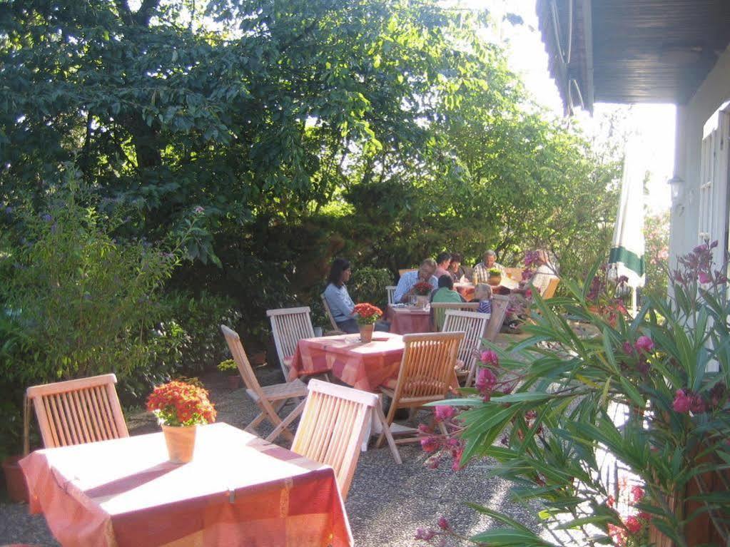 Hotel Landhaus Neuhof Wierschem Exterior foto